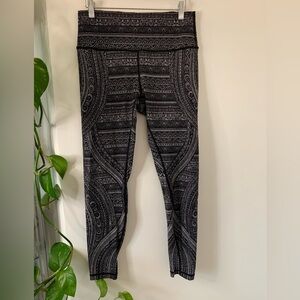 Lululemon Athletica Black and White Patterned Leggings